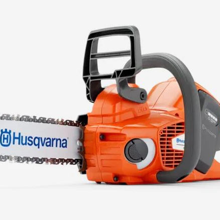 Unleash Power and Precision with the Husqvarna 535i XP Chainsaw: A Tool for the Modern Arborist