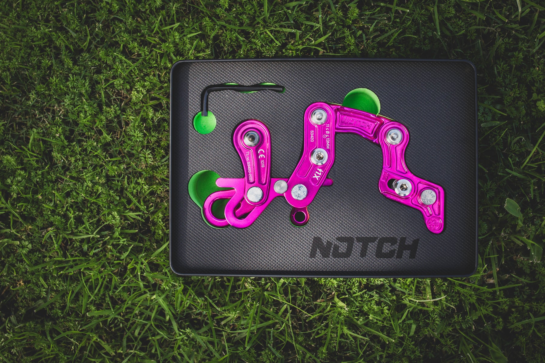 Notch Rope Runner Pro Pink: Versatile Control for SRS and MRS Climbing
