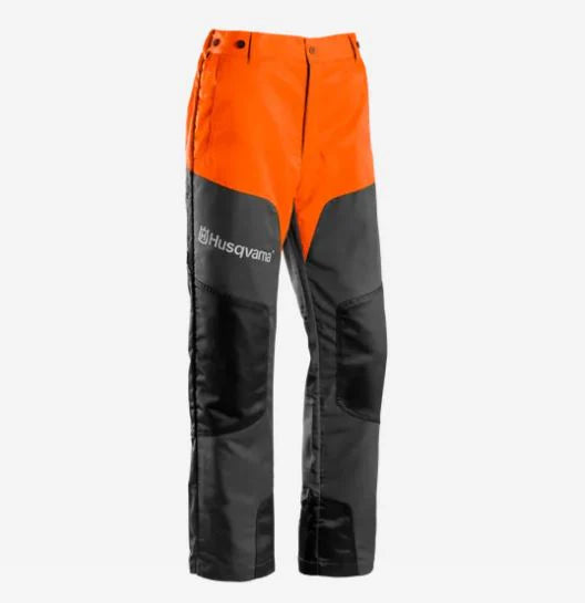 Husqvarna Waist Chainsaw Trouser (Classic): Combining Safety and Comfort for Professional Tree Work
