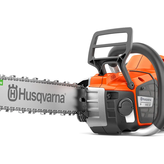 Husqvarna 542i XP Chainsaw: The Future of Professional Tree Care without the Battery and Charger