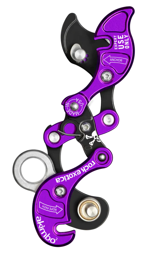 Akimbo climbing device