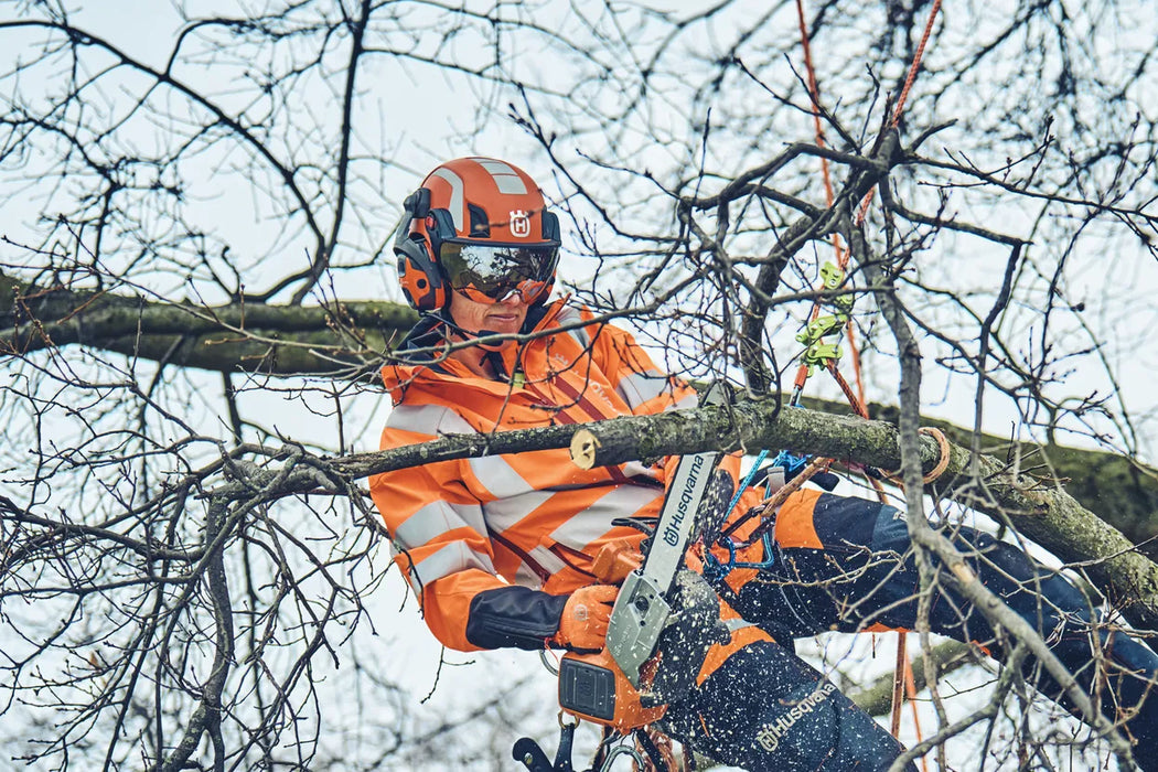 Husqvarna X-COM Active, helmet mount