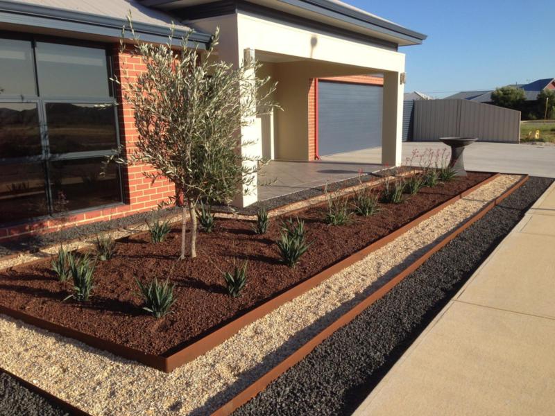 Redcor Cladding Shapescaper Redcor Garden Edging - 150mm high/ 2.0mm Thick/ 2400mm Len ...